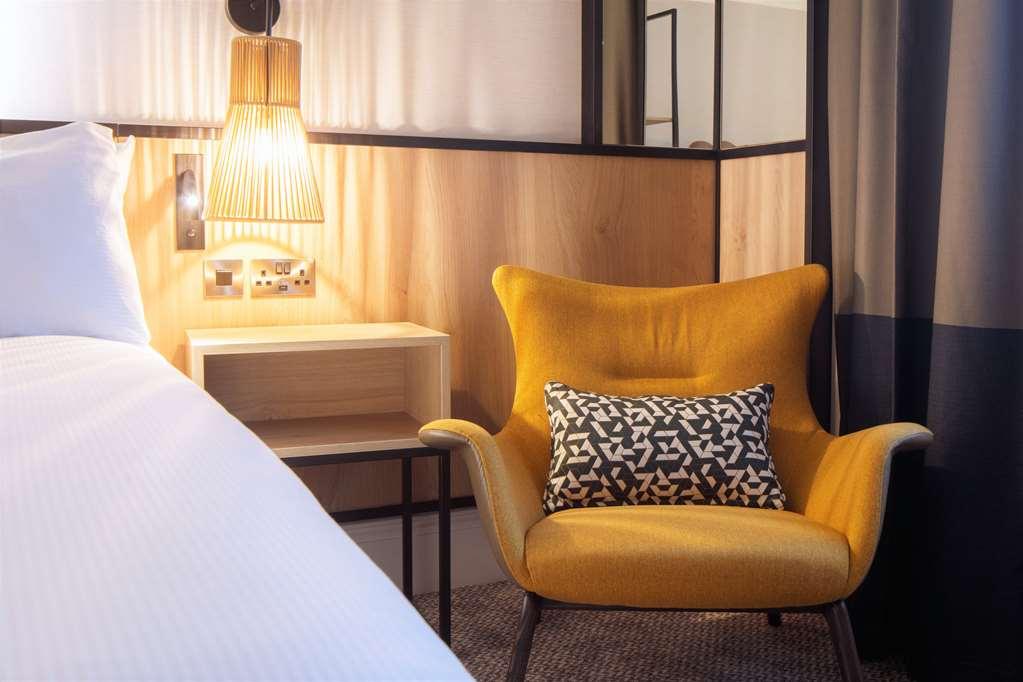 Doubletree By Hilton London Elstree Hotel บอร์แรมวูด ห้อง รูปภาพ