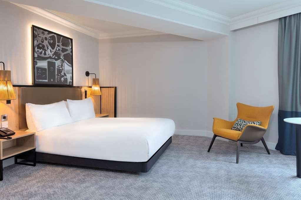 Doubletree By Hilton London Elstree Hotel บอร์แรมวูด ห้อง รูปภาพ