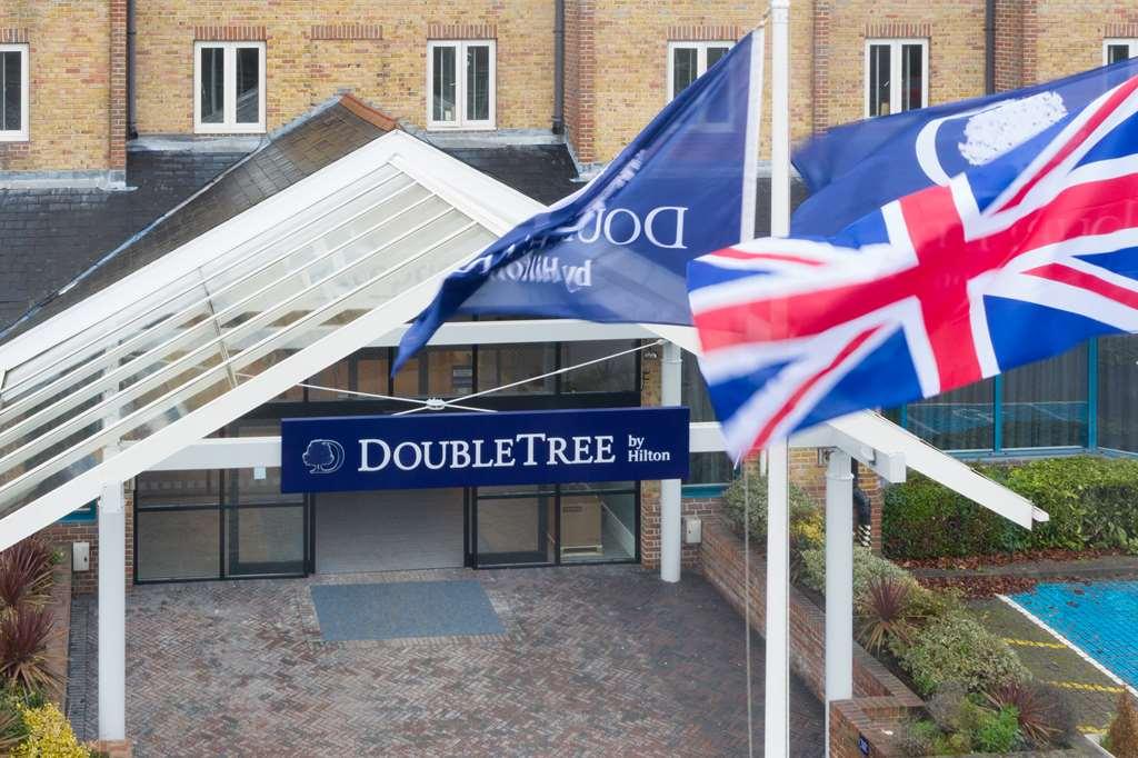Doubletree By Hilton London Elstree Hotel บอร์แรมวูด ภายนอก รูปภาพ