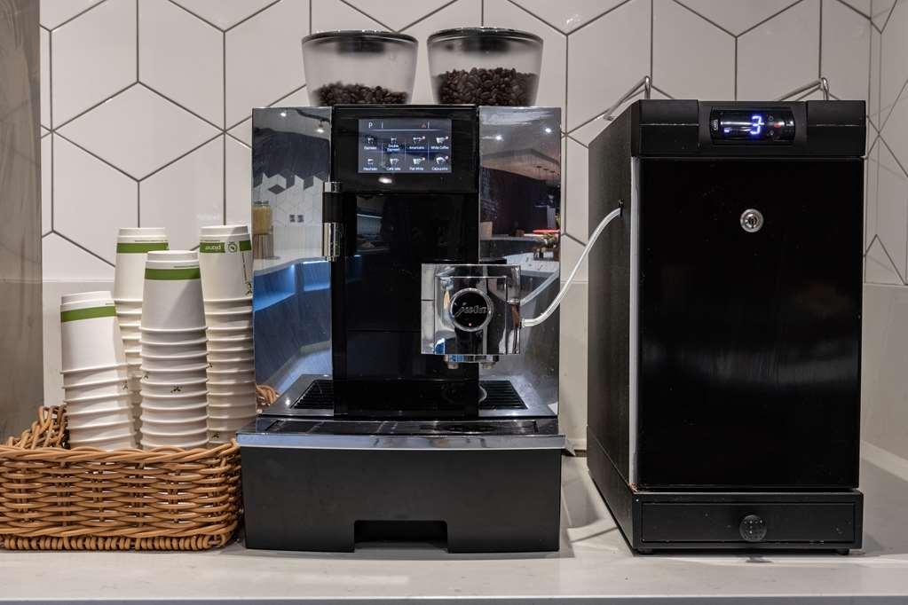 Doubletree By Hilton London Elstree Hotel บอร์แรมวูด ภายนอก รูปภาพ