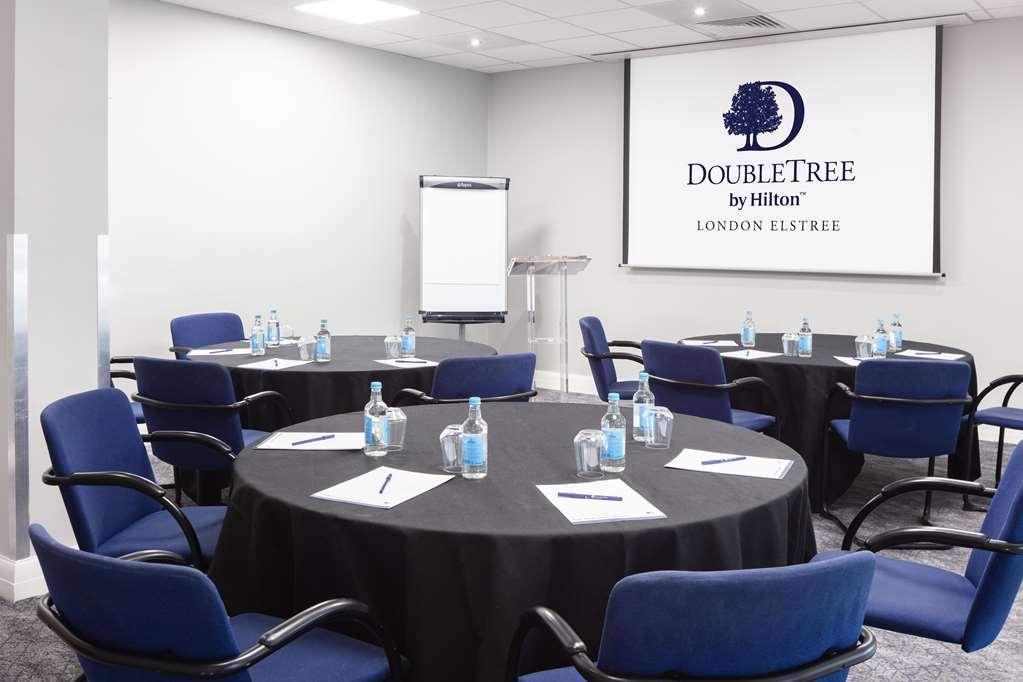 Doubletree By Hilton London Elstree Hotel บอร์แรมวูด สิ่งอำนวยความสะดวก รูปภาพ
